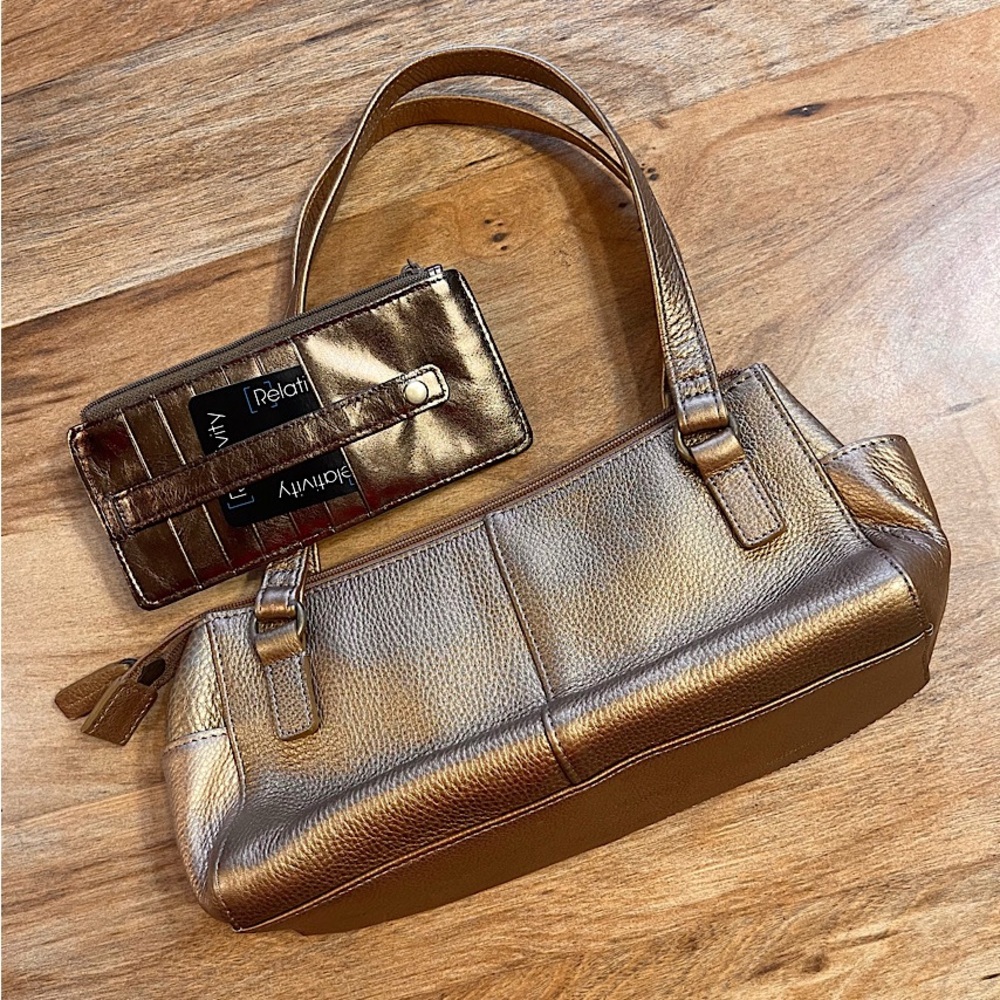 Elegant Gold Leather Handbag